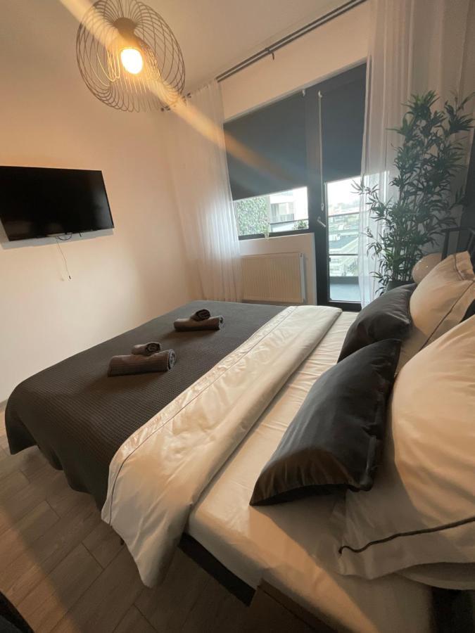Palas Mall Apartment Q Residence Iasi Bagian luar foto