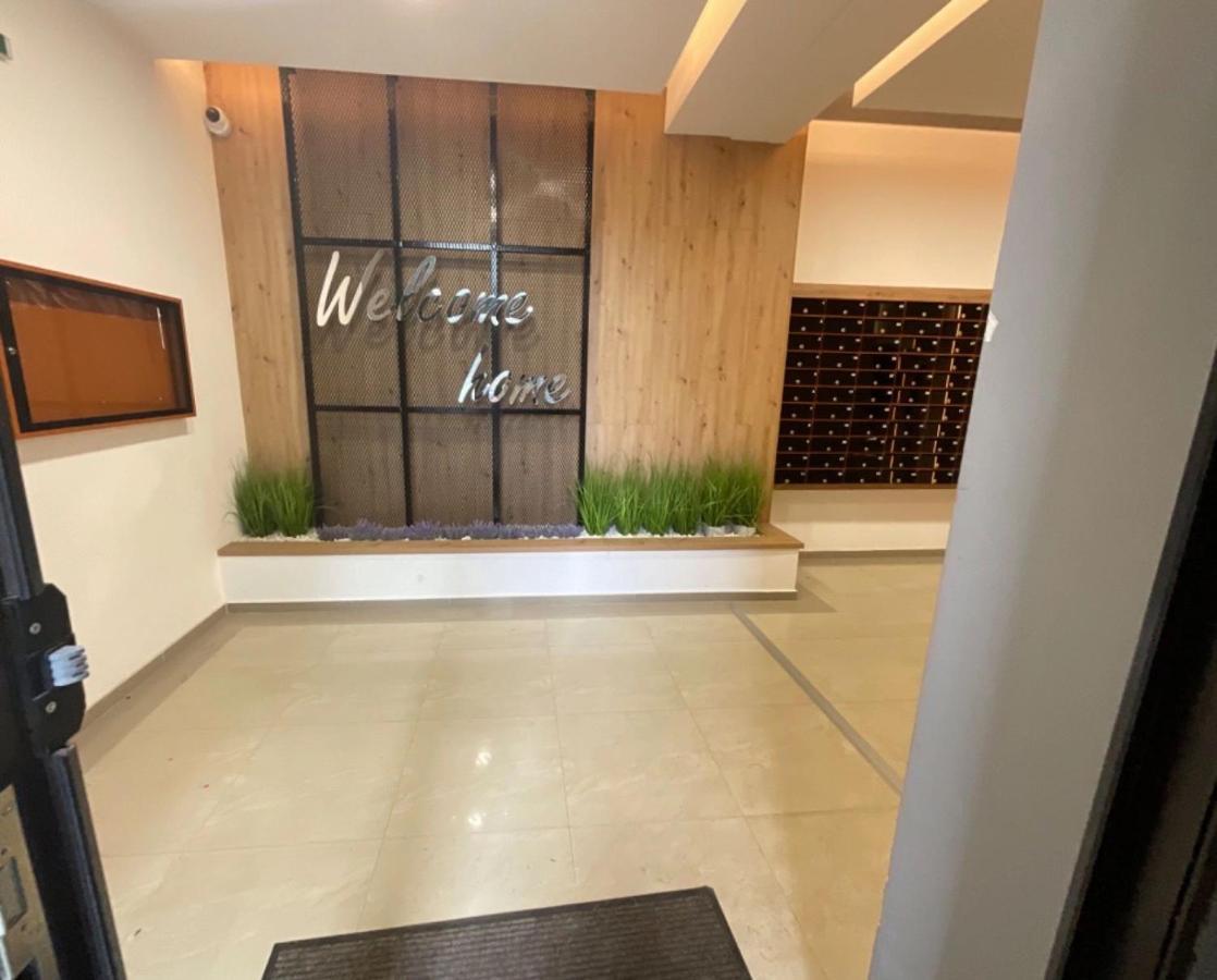 Palas Mall Apartment Q Residence Iasi Bagian luar foto